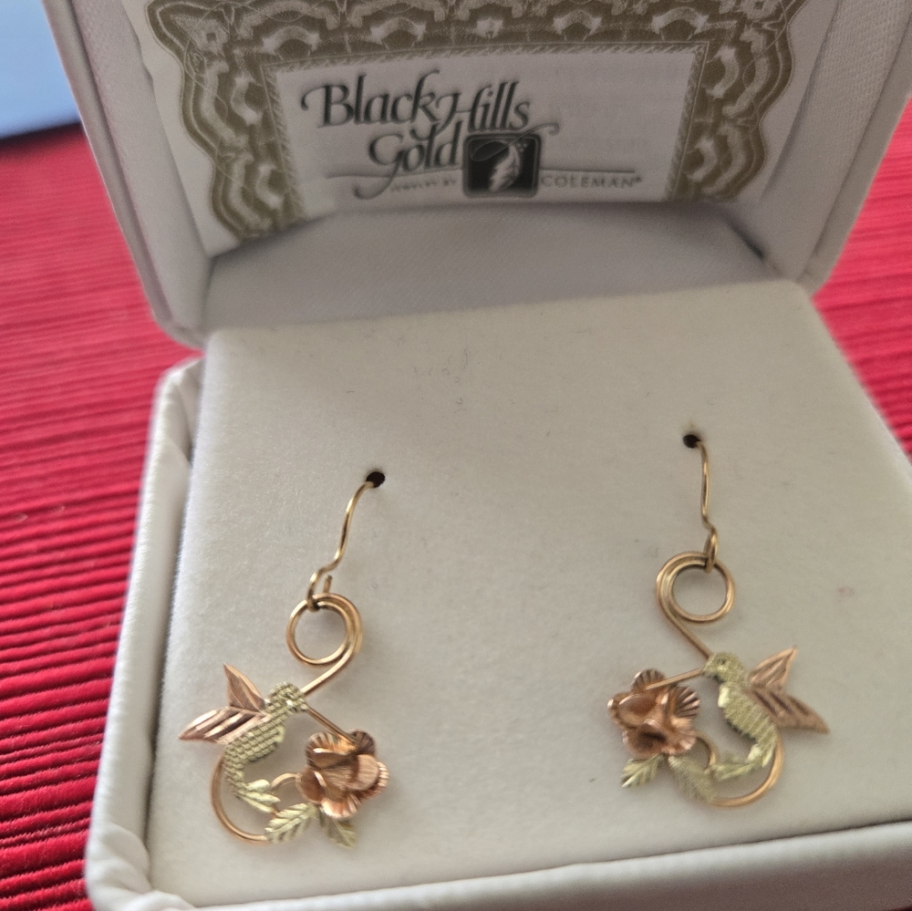 Coleman Gold and Green Dainty Drop Earrings
